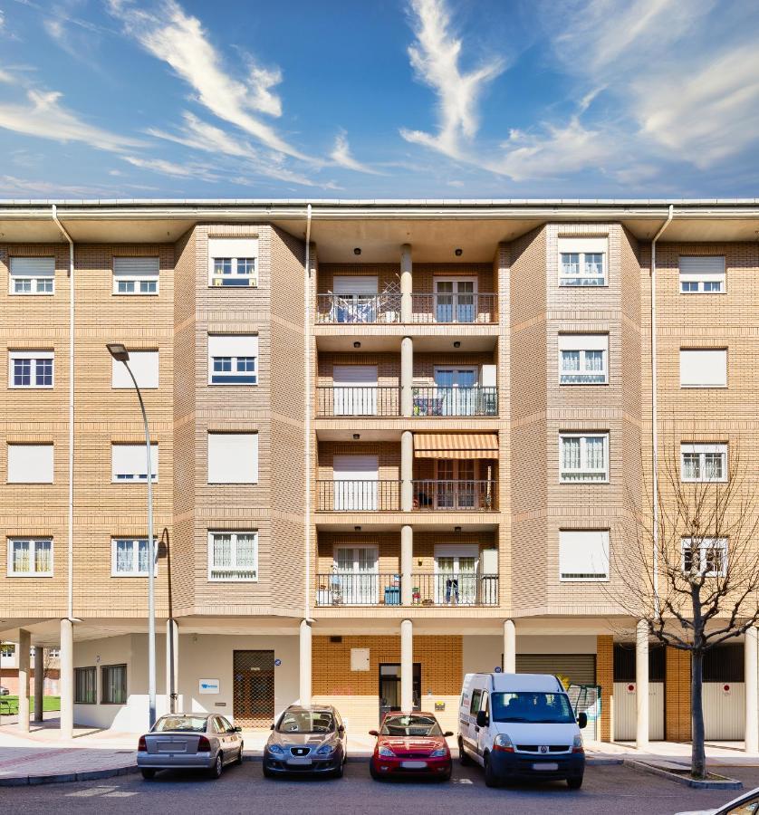 Housingleon - Parque De Las Artes Con Garaje Ngoại thất bức ảnh