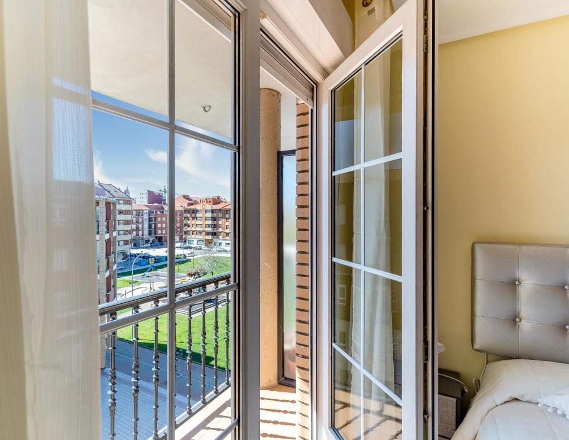 Housingleon - Parque De Las Artes Con Garaje Ngoại thất bức ảnh